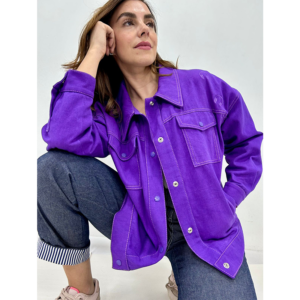 Chaqueta Oversize - Modelo Calle - Audífonos